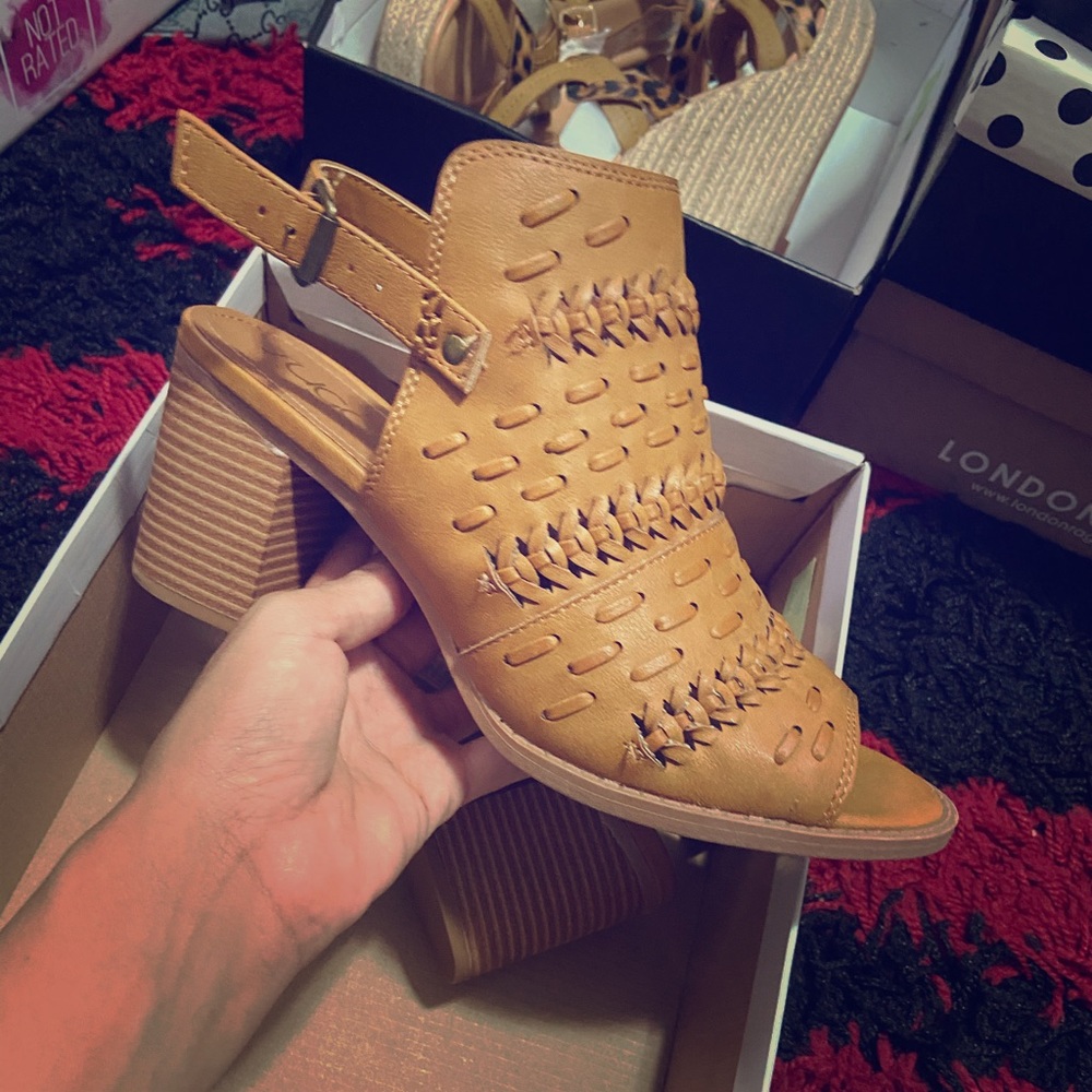 Chunky heels